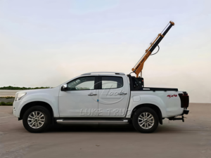 Camioneta 4x4 con mini grúa telescópica integrada de 1 tonelada, vehículo de transporte ligero 4WD para trabajos en áreas remotas - Product Image 6
