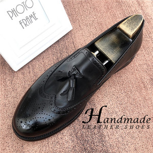 Nouvelles chaussures en cuir à motifs brocart de style britannique - Mocassins à franges en cuir véritable pour hommes - Chaussures en cuir ajustées haut de gamme - Product Image 3