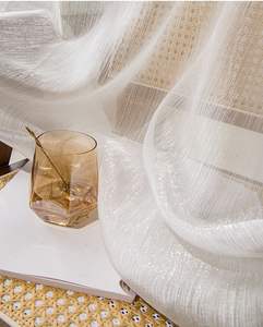 Les rideaux en gaze sont légers <span class=keywords><strong>et</strong></span> luxueux, <span class=keywords><strong>et</strong></span> les rideaux occultants de haute qualité sont translucides <span class=keywords><strong>et</strong></span> opaques. - Product Image 3