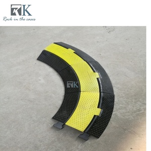 Durable Cable Protector Outdoor Floor Cable Ramp <b>Long</b> Service Life Non <b>Slip</b> Cable Protector Ramp - Product Image 4