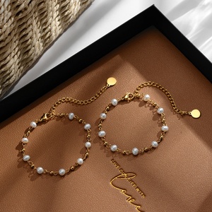 Nouveauté 2024 Collier en acier inoxydable personnalisé avec perles fraîches pour femmes, style chaînes tendance avec placage or, vente en gros - Product Image 5