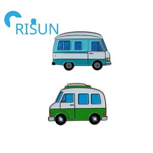 Épinglette personnalisée en émail <span class=keywords><strong>pour</strong></span> camping-car, véhicule de camping, motorhome, Winnebago, RV, ou sac à dos - Product Image 3