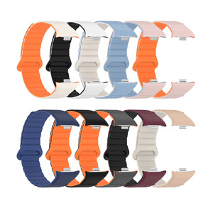 Bracelet magnétique en caoutchouc Tschick adapté au connecteur métallique en silicone Xiaomi Mi Band 8 <span class=keywords><strong>Pro</strong></span> adapté aux accessoires Redmi Watch <span class=keywords><strong>4</strong></span> - Product Image 1