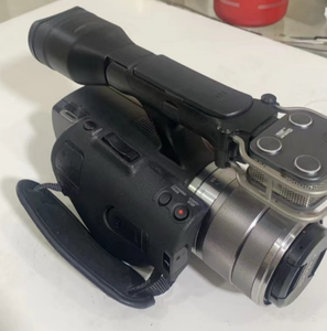 กล้อง Sony NEX-VG30E มือสอง กล้องวีล็อกพร้อมเลนส์ 18-55 มม. กล้องดิจิตอลราคาประหยัด กล้องสำหรับการประชุมและวีล็อก - Product Image 1
