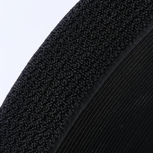 ที่ยึดเสื้อผ้าเกรดสูงแบบถอดออกได้สีดำสีขาวดำแบบตะขอเกี่ยวด้านเดียวผ้าไนลอนทนไฟเป็นมิตรกับสิ่งแวดล้อมแบบกำหนดเอง - Product Image 1