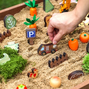 Table d'activités sensorielles d'extérieur pour enfants, <span class=keywords><strong>bac</strong></span> <span class=keywords><strong>à</strong></span> <span class=keywords><strong>sable</strong></span> en bois avec jeux de simulation, jouets et rangement, centre de jeux de <span class=keywords><strong>sable</strong></span> et d'eau pour tout-petits - Product Image 3