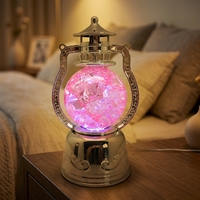 Neue grenzüberschreitende LED-Vintage-Drehkristallkugel-Tischlampe – eine kreative Dekoration für drinnen und draußen für Festivals