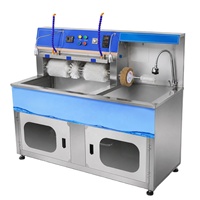 Machine à laver les baskets semi-automatique commerciale avec brosse rotative et rinçage à l'eau