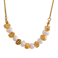 Ensemble de bijoux faits à la main vintage en or, collier, bracelet et jonc en perles d'eau douce naturelles JINYOU 1063 et perles en acier inoxydable pour femmes