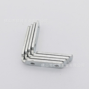 Soportes de Esquina de Aluminio Autonomy de 34.5mm X 13mm X 2.0mm para Conectores de Muebles y Gabinetes - Product Image 2
