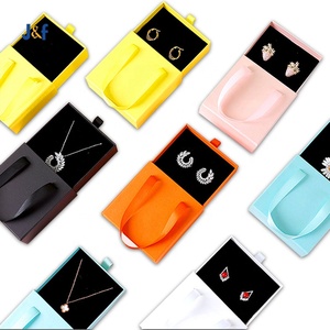 PandaSew Luxury White Cardboard Paper Bracelet Necklace Packaging jewelry boxes with logo