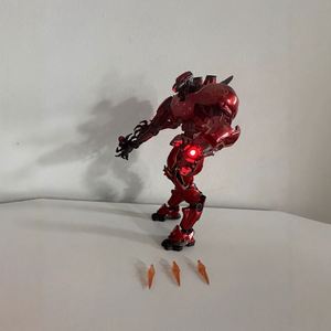 Nouvelle édition 2025 du robot articulé en PVC Mecha Plating <span class=keywords><strong>Storm</strong></span> Red Luminous Edition - Product Image 4