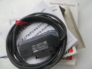 Amplificador de Fibra Óptica Fs-V21RP Nuevo y Original, Tipo de Cable, Unidad Principal, PNP - Product Image 1