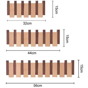 Perchero de Pared de Madera Natural de Haya y Nogal Negro para la Entrada del Hogar, Estilo MCM con Ganchos Abatibles - Product Image 3