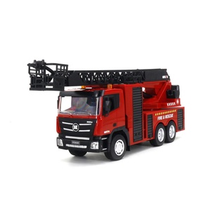 Camion de pompiers télécommandé à l'échelle 1:18, 9 canaux, semi-alliage, avec lumières LED et fonction de pulvérisation d'eau, Huina 1361 - Product Image 2