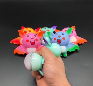 Kawaii Squeeze Soft EVA Bat Toy pour 5-7 ans Unisexe 11cm Anti-stress Squeezable Stress Relief - Product Image 4