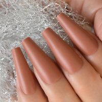 Presse pure sur les ongles cercueil moyen solide noir mat bâton sur couverture complète réutilisable pour les femmes fille faux ongles ensemble ongles longs