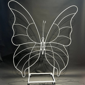 โครงเหล็กรูปผีเสื้อ Y1015 <span class=keywords><strong>รูป</strong></span><span class=keywords><strong>หัวใจ</strong></span> <span class=keywords><strong>ซุ้ม</strong></span>โค้งพระจันทร์ สำหรับตกแต่งห้องพักส่วนตัวในโรงแรม งานเลี้ยงวันเกิด - Product Image 6
