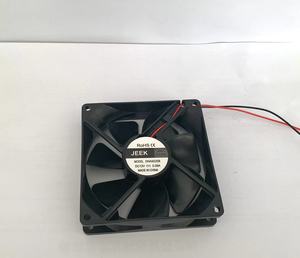 Kipas Aksial DC JEEK 9225 90mm 24V 0.35A 3200rpm Aliran Udara Tinggi untuk <span class=keywords><strong>Rig</strong></span> Pertambangan dan Pendinginan Komputasi Kepadatan Tinggi - Product Image 5