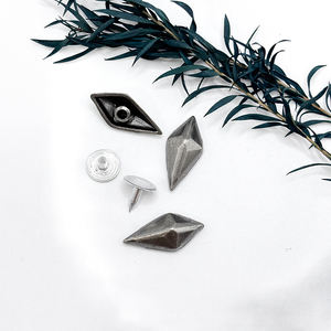 Retro estilo roupas rebites Ranged Metal couro vestuário rebites - Product Image 6