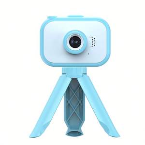 Caméra numérique pour bébé Y6 pour enfants, adolescents, garçons, filles, écran 2,4 pouces, photographie en un clic, design léger et adapté aux enfants, mini vidéo - Product Image 4