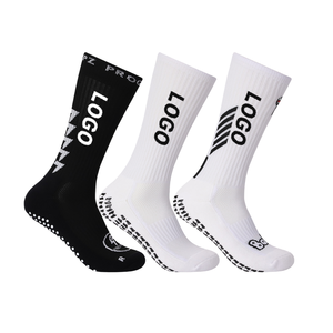 Venta al por mayor de Calcetines antideslizantes para equipo de fútbol empuñaduras deportivas acolchadas para niños jóvenes hombres calcetines deportivos absorbentes del sudor impresos digitalmente - Product Image 4