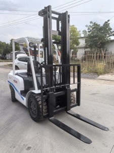 รถยกไฟฟ้าลิเธียม Liftron DE Series 3.5T รุ่น CPD35 80V สำหรับงานอุตสาหกรรมและโครงการต่างๆ - Product Image 4