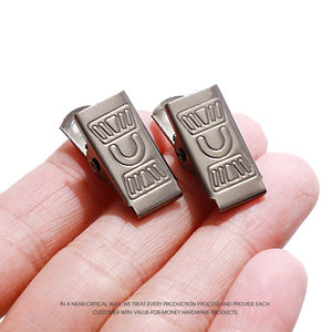 <span class=keywords><strong>Pince</strong></span> <span class=keywords><strong>à</strong></span> reliure métallique durable multicolore <span class=keywords><strong>personnalisée</strong></span> OEM avec logo en relief, porte-badge d'école, porte-cordon de bureau, taille <span class=keywords><strong>personnalisée</strong></span>, marque Weisita - Product Image 3
