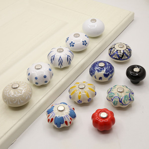 Tiradores <span class=keywords><strong>de</strong></span> Cerámica para Muebles, Pintados a Mano, <span class=keywords><strong>de</strong></span> Porcelana, con un Solo Orificio, para Gabinetes <span class=keywords><strong>de</strong></span> Cocina, Cómodas y Decoración del Hogar - Product Image 1