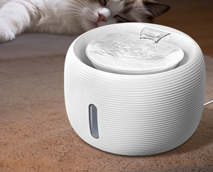 Fontaine à <span class=keywords><strong>eau</strong></span> automatique pour <span class=keywords><strong>chat</strong></span> sans BPA, 2,5 L, super silencieuse, <span class=keywords><strong>distributeur</strong></span> d'<span class=keywords><strong>eau</strong></span> pour chien avec filtres de remplacement pour fontaine à <span class=keywords><strong>eau</strong></span> pour animaux de compagnie - Product Image 6
