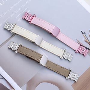 Forwelleny Litchi Motif Métal Dames Boucle Magnétique <span class=keywords><strong>Bracelet</strong></span> En <span class=keywords><strong>Cuir</strong></span> pour <span class=keywords><strong>Apple</strong></span> <span class=keywords><strong>Watch</strong></span> Série 11 1-10 SE <span class=keywords><strong>Bracelet</strong></span> Ultra Mince - Product Image 6