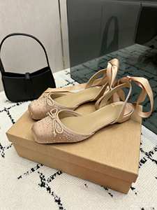 Sandalias de Novia de Satén con Pedrería, Punta Cuadrada, Estilo Bailarina, con Cinta en el Tobillo y Tira Trasera, Suela de Cuero Vacuno y Forro de Piel de Oveja - Product Image 3