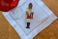 Serviettes de Cocktail Blanc 100% Dessous de Verre en Lin avec Casse-Noisette Broderie Serviettes Utilisées dans les Dîners de Vacances
