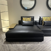Salon carré étage luxe et élégant, canapé d'angle modulaire en cuir de luxe italien léger et moderne canapé en bloc de tofu pleine grandeur