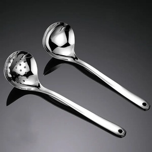 Ensemble de louches à soupe et cuillères ajourées à long manche en acier inoxydable, ustensiles de cuisine pour fondue, légumes et bouillies - Product Image 3
