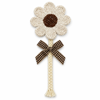 Applique en crochet faite main motif marguerite crème avec nœud, patch tricoté pour vêtements, sacs, chapeaux, artisanat DIY, couture, décoration, accessoire floral mignon 5,1 pouces