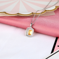Collier pendentif rectangulaire en argent sterling 925 avec zircon cubique jaune et design halo
