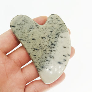 Outil de <span class=keywords><strong>massage</strong></span> Gua Sha en cristal rose en forme de cœur, pierre de jade, grattage en quartz rose, Guasha - Product Image 3