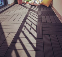 Dalles de terrasse en WPC modernes 300*300mm, durables, pour terrasse extérieure, patio, sol composite