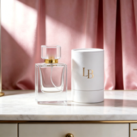 Flacon de parfum en verre transparent carré de 50 ml, à fond épais, rechargeable, avec pompe pulvérisatrice, emballage personnalisable, couleur personnalisée