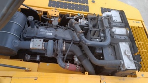 Excavadora Usada Komatsu PC220 de Uso Pesado con Estructura Resistente y Sistema Hidráulico Eficiente - Product Image 5