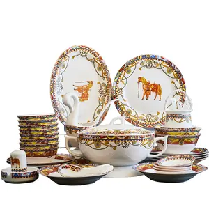 Yemek takımı yemek setleri mutfak aksesuarları zarif seramik dört savaş atları porselen lüks avrupa iyi satış 60 adet