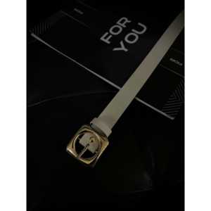 Cinturón para mujer Fiori con hebilla cuadrada dorada, estilo casual, hebilla de aleación de cuero PU para uso diario - Product Image 3