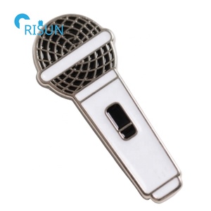 Pin de Solapa con Micrófono de Música Hip <span class=keywords><strong>Hop</strong></span> Rap, Pin de Esmalte Suave y Duro, Broche Personalizado con Micrófono - Product Image 6
