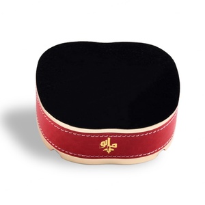 Cenicero de Metal de Aleación de Zinc y Cuero PU Rojo de Lujo con Logotipo Personalizado Estilo Chino - Product Image 3