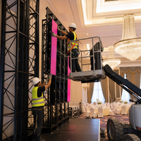Pantalla LED de Alquiler para Interiores P2.9, Gabinete Ligero de Bloqueo Rápido, Pantalla LED a Todo Color para Hoteles, Banquetes y Celebraciones
