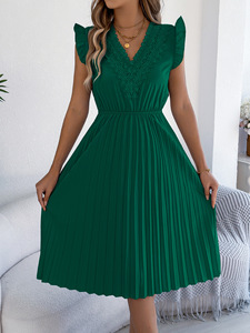 Vestido Casual Europeo Americano de Primavera Verano 2026 con Encaje, Cuello en V, Volantes, Cintura Alta, Plisado, Antiestático, de Poliéster y Spandex, Color Sólido - Product Image 6