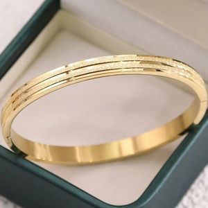 Bracelets et Joncs pour Femmes en Cuivre Plaqué Or 18K avec Zircon, Anti-ternissement, Tendance et Très Vendus - Product Image 5