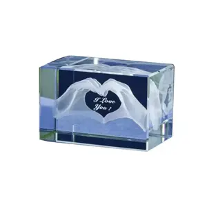 2023新情人巴黎埃菲尔心脏3D激光雕刻水晶立方体水晶纸重量纪念礼品节日优惠