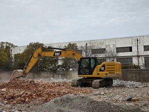 Pelle sur chenilles Caterpillar peinte à l'origine de 20 tonnes Pelle de terrassement à moteur CE 320GC 320 Pelle de terrassement d'occasion de 20 tonnes pas chère - Product Image 3